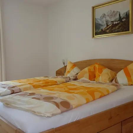 Haus Schonblick Apartman